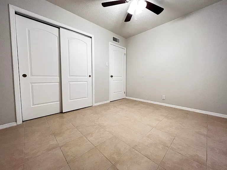 647 Soya Dr #A — Photo 11
