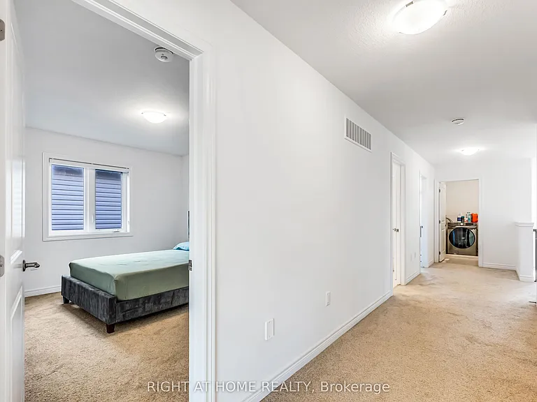 330 Gillespie Dr — Photo 37