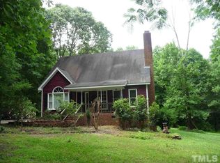 2033 Country Trail Dr, Clayton, NC 27520