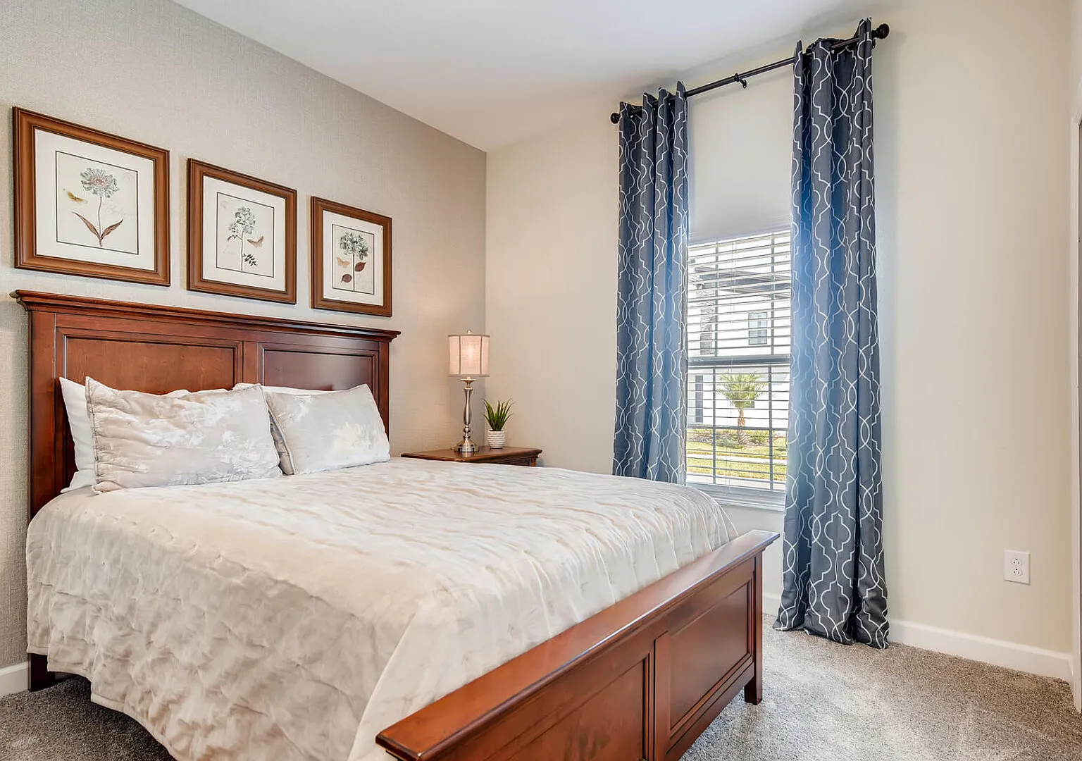 4801 ML - Ideal Retreat Townhome Oasis with Pool — Photo 2