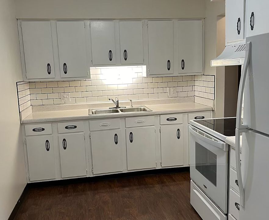 2nd image of 825 3rd St NE #325