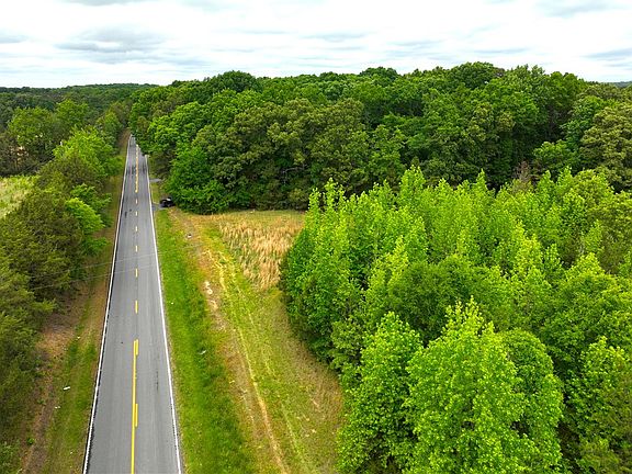 4th image of 3170 Highway 20