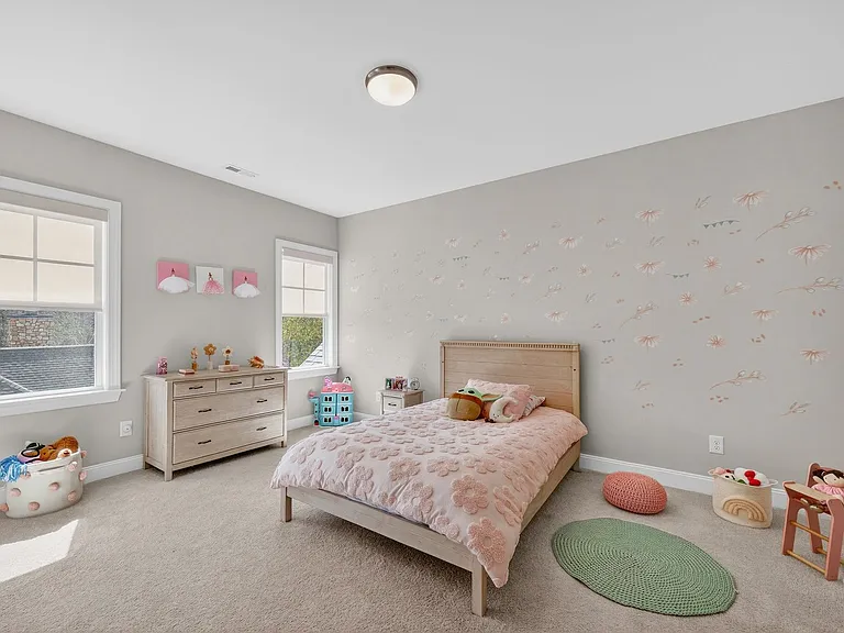 210 Lookout Rdg — Photo 30