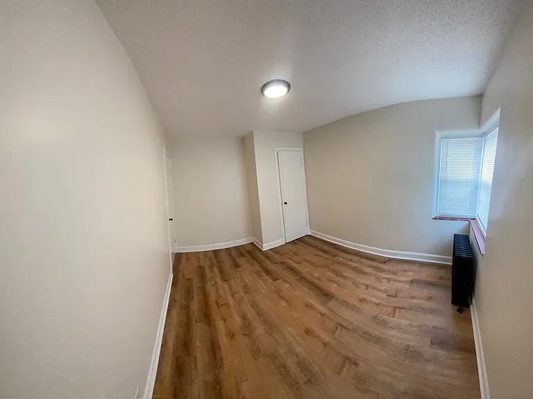 111 Colton Ave #10 — Photo 17