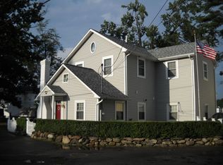 20 Sears Island Dr, Worcester, MA 01606