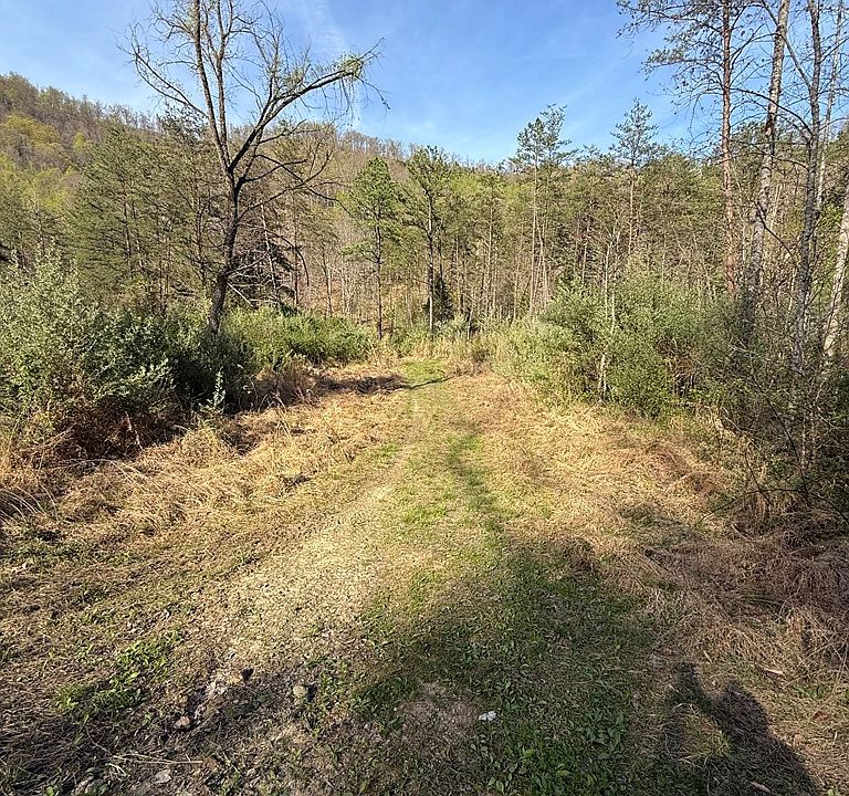 7th image of 1083 Left Fork Toler Crk
