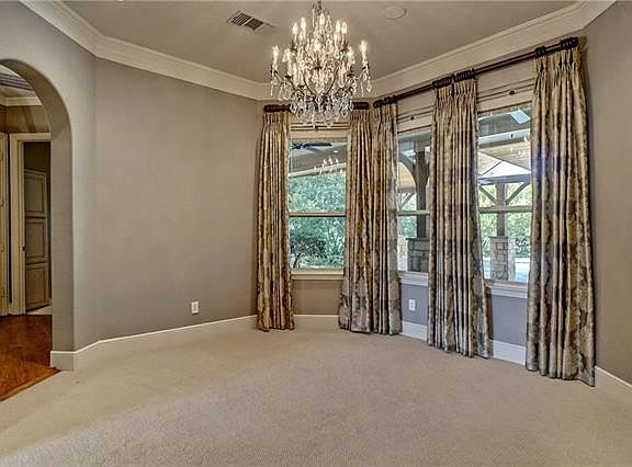 5th image of 1700 Wickwood Ct