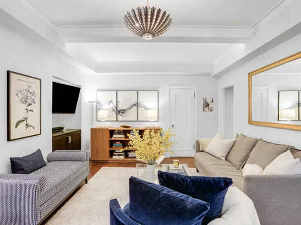 440 West End Avenue image 1 of 15