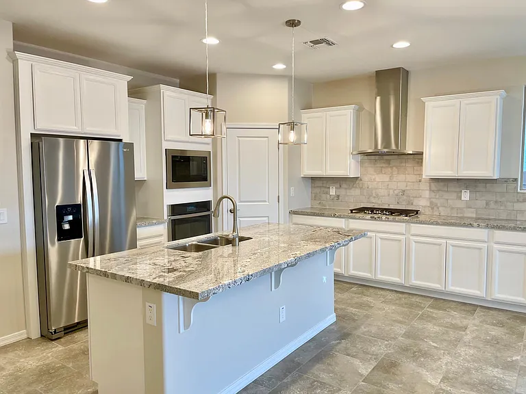 17427 W Andora St — Photo 5