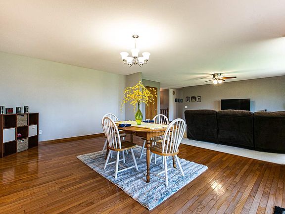 4th image of 10631 Blue Jay Dr