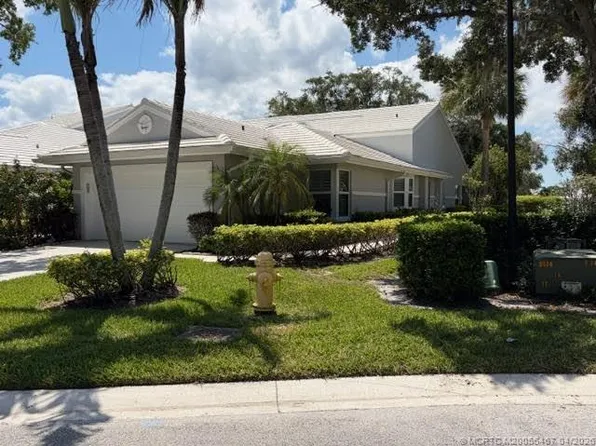 2438 SW Foxpoint Trl, Palm City, FL 34990