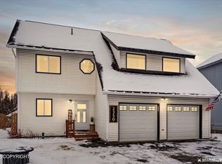 2350 Yorktown Cir, Anchorage, AK 99507