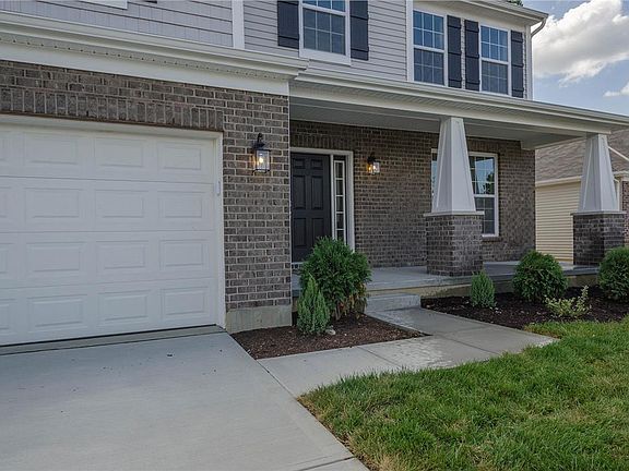 Located on 0155 in Estates At Hawthorne Manor in Maineville, OH