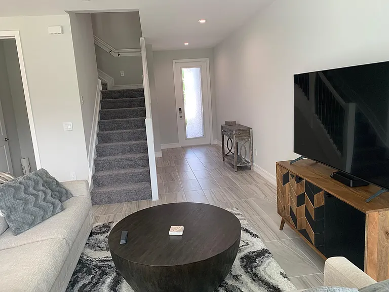 7623 Morgan Way — Photo 4