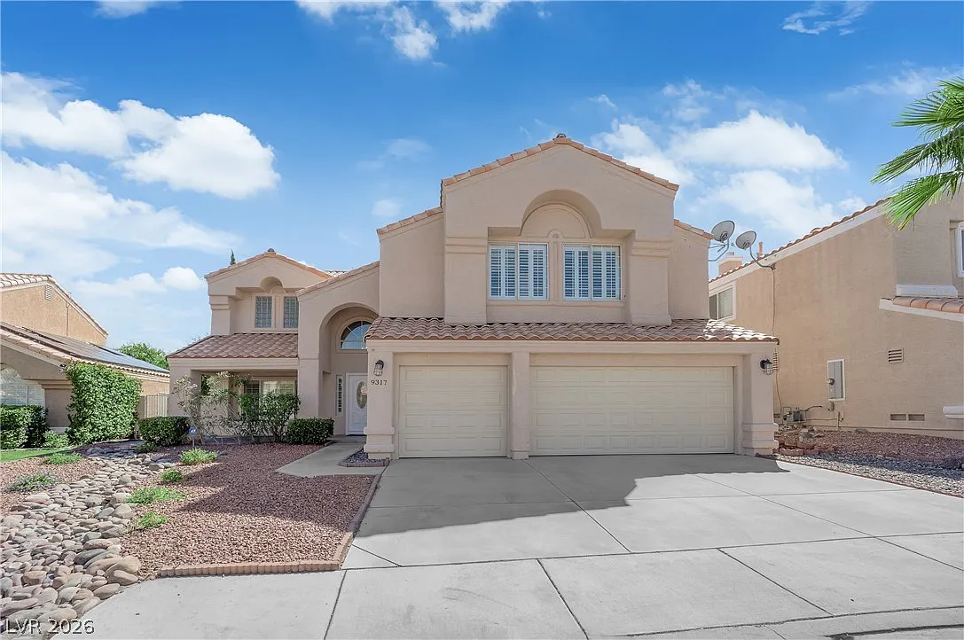 7 bed, 4.0 bath, 3432 sqft, $3,749 — Photo 1