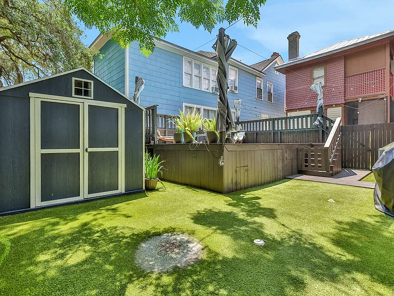 1407 Hubbard St — Photo 34