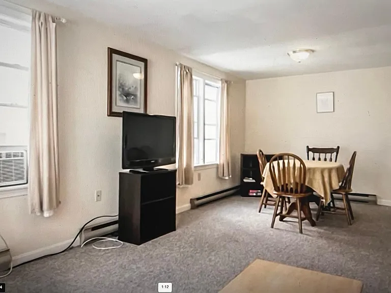 72 Oceanside Dr #2 — Photo 5