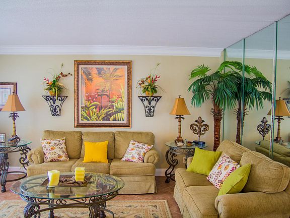 4th image of 6905 Thomas Dr Unit 812