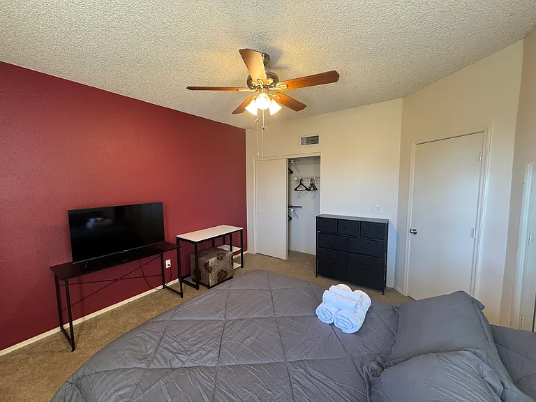 3728 N Copenhagen Dr — Photo 21