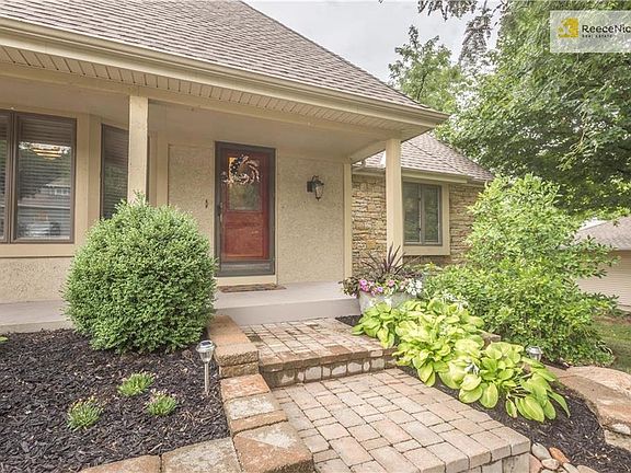 New Brick Walkway and Hardscapes
