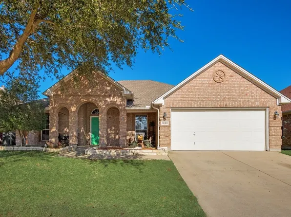 1020 Badbury Ln, Grand Prairie, TX 75052