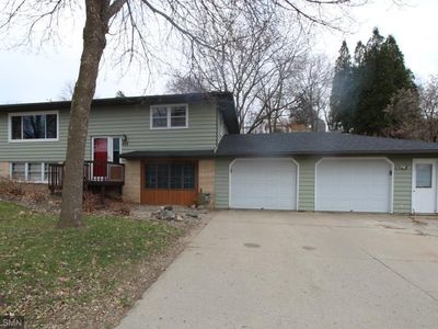 405 S 3rd St, Le Sueur, MN, 56058
