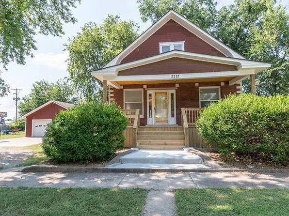 2212 Washington Ave, Parsons, KS 67357