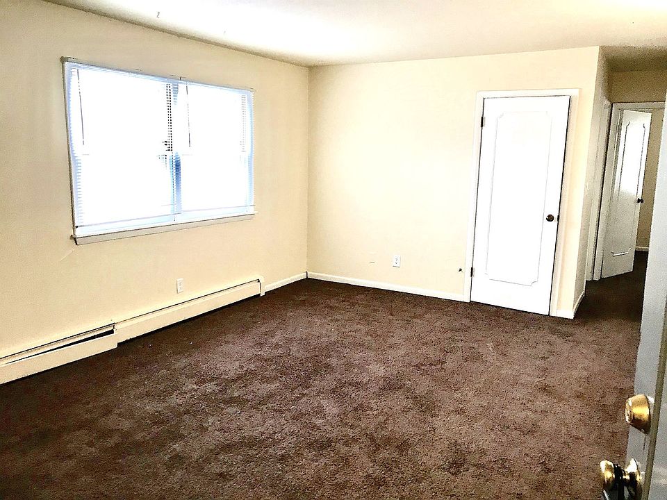 Roosevelt Manor 4223 Chamberlain Dr Des Moines IA Zillow