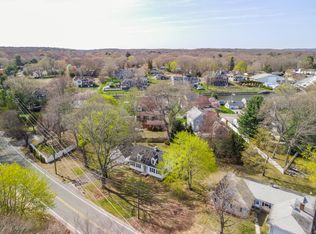 69 Essex Rd, Old Saybrook, CT 06475