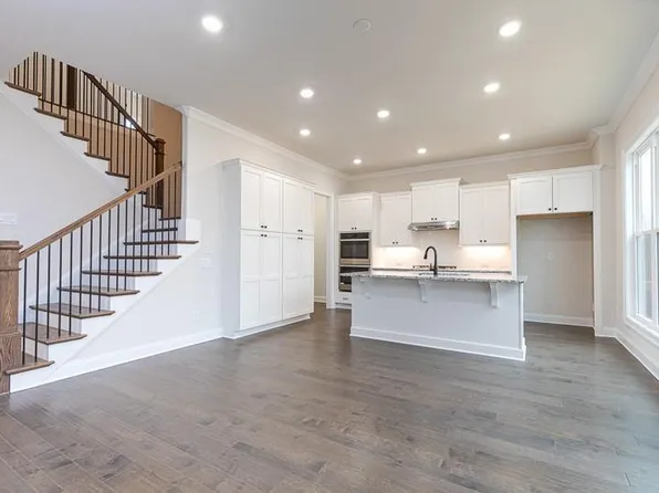 2411 Siskin Square Rd, Duluth, GA 30096