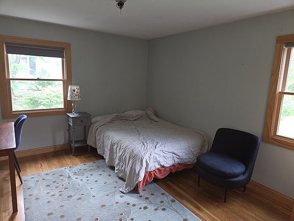 2nd image of 36 Valley View Cir