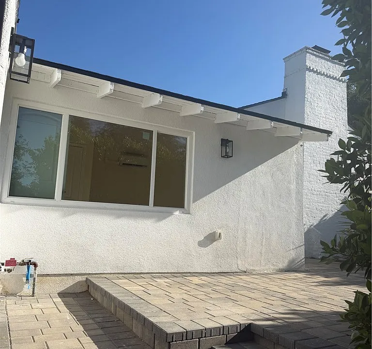 1431 Montgomery #B