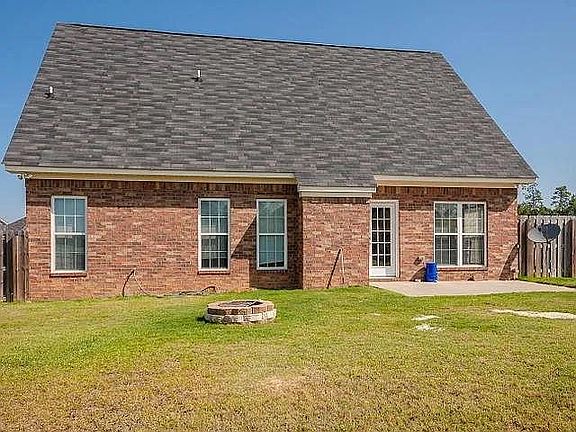 3rd image of 4573 Logans Way