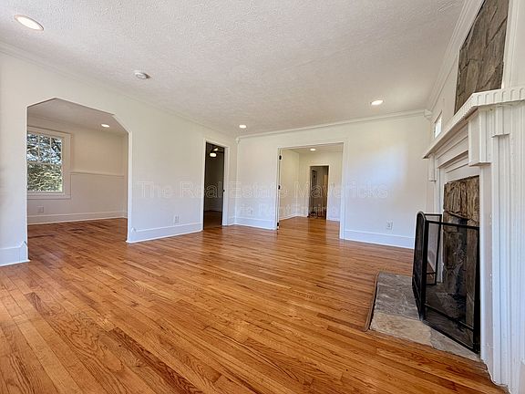 3rd image of 14023 Mount Tabor Rd