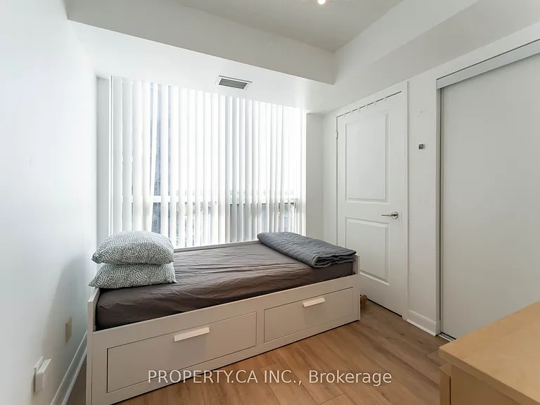 4978 Yonge St #1609 — Photo 12