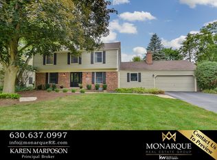 25W164 Essex Ave, Naperville, IL 60540