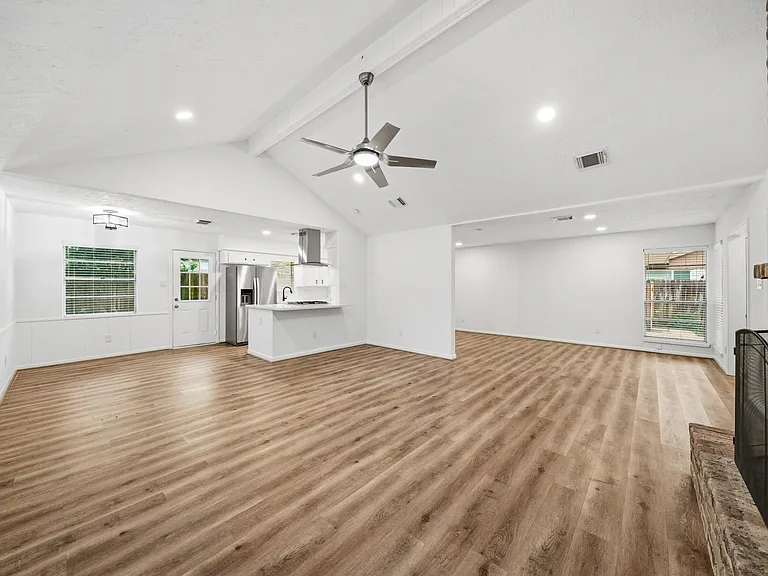 12931 Westella Dr — Photo 17
