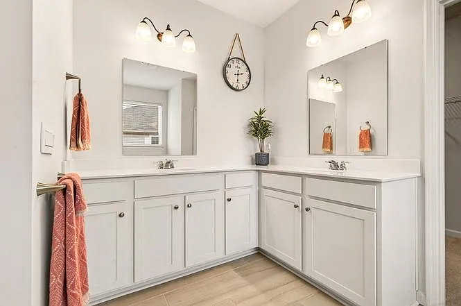 246 Silver Creek Dr #1 — Photo 10