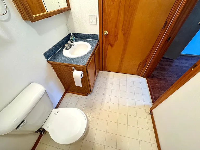 1808 E Sunset Dr #202 — Photo 6