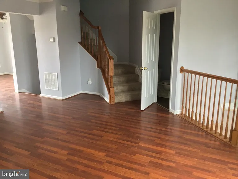 103 S Raphael Ct — Photo 10