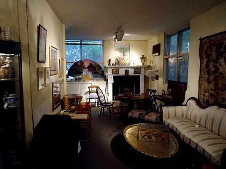 2729 Hennepin Inside 3