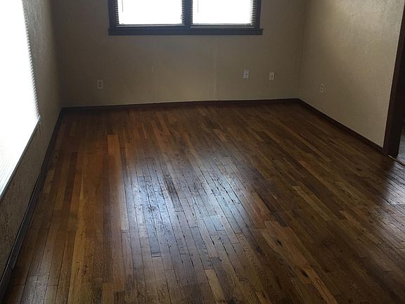 2nd image of 4210 SE 13th Ave