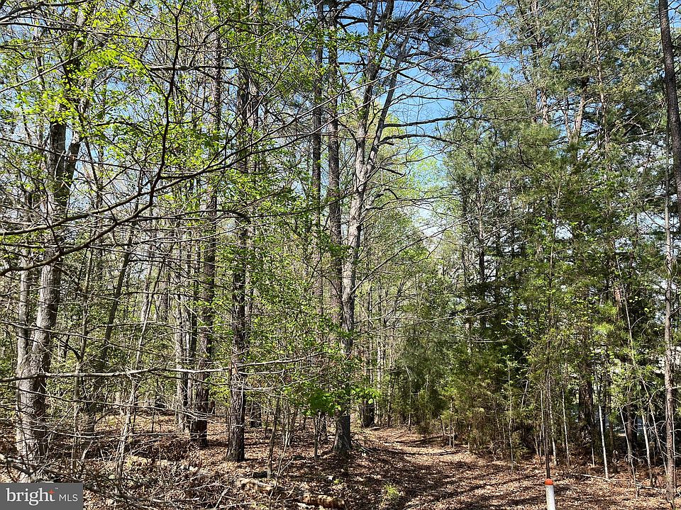 2nd image of Oak Grove Dr