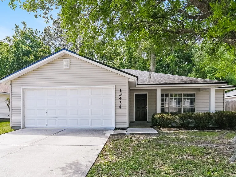 13434 Ashford Wood Ct E — Photo 1