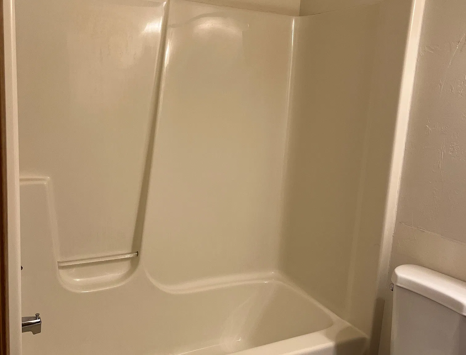 2 bed, 672 sqft, $845 — Photo 3