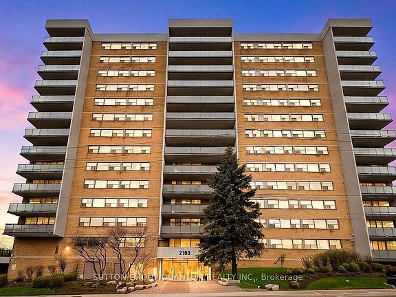 3rd image of 2130 Weston Rd #Penthouse 2