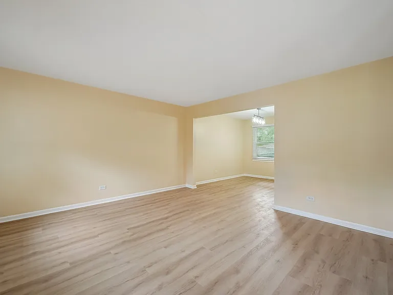 5112 Main St — Photo 4