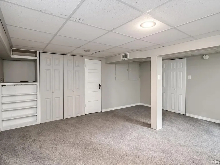1140 S Emerson St — Photo 20