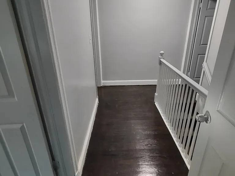3428 Royce Ave — Photo 5