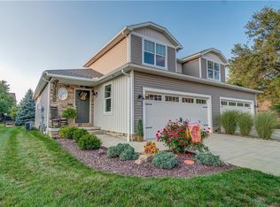 1387 Cascade Cir W, Canton, OH 44708